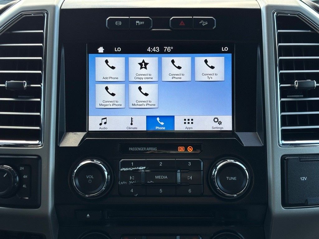 2017 Ford F-250 Lariat photo 36