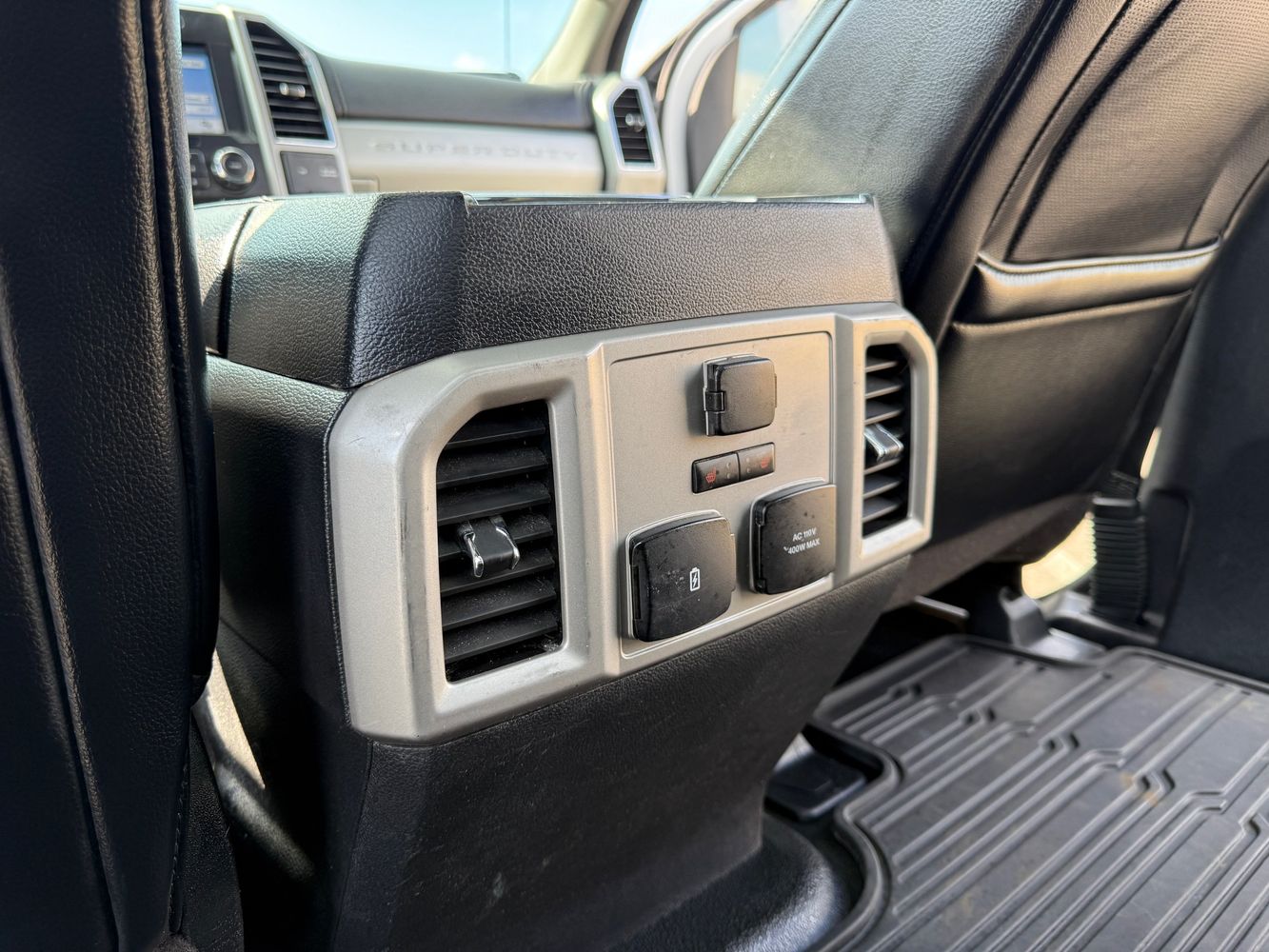 2019 Ford F-250 Lariat photo 31