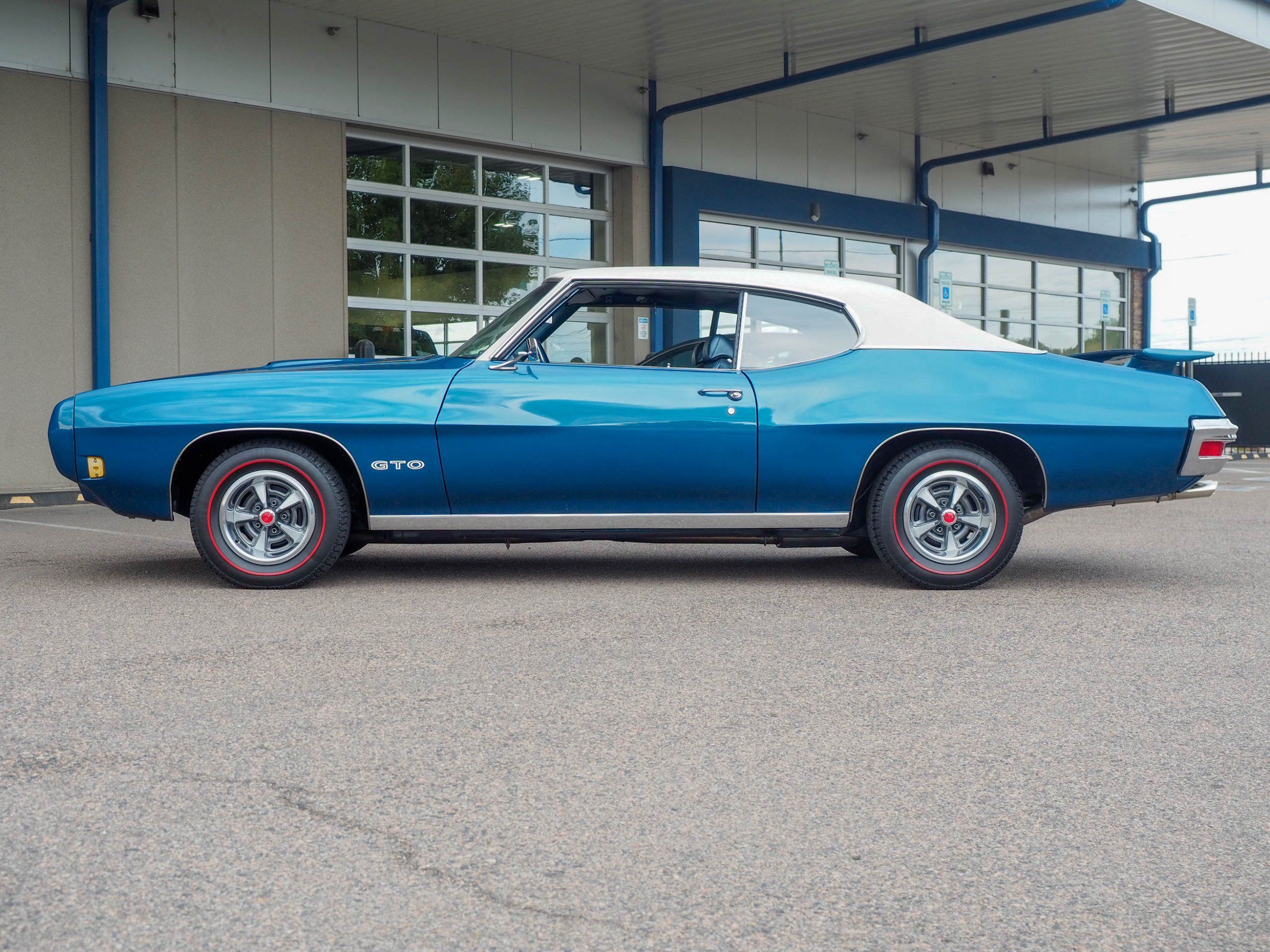 1970 Pontiac GTO Blue 