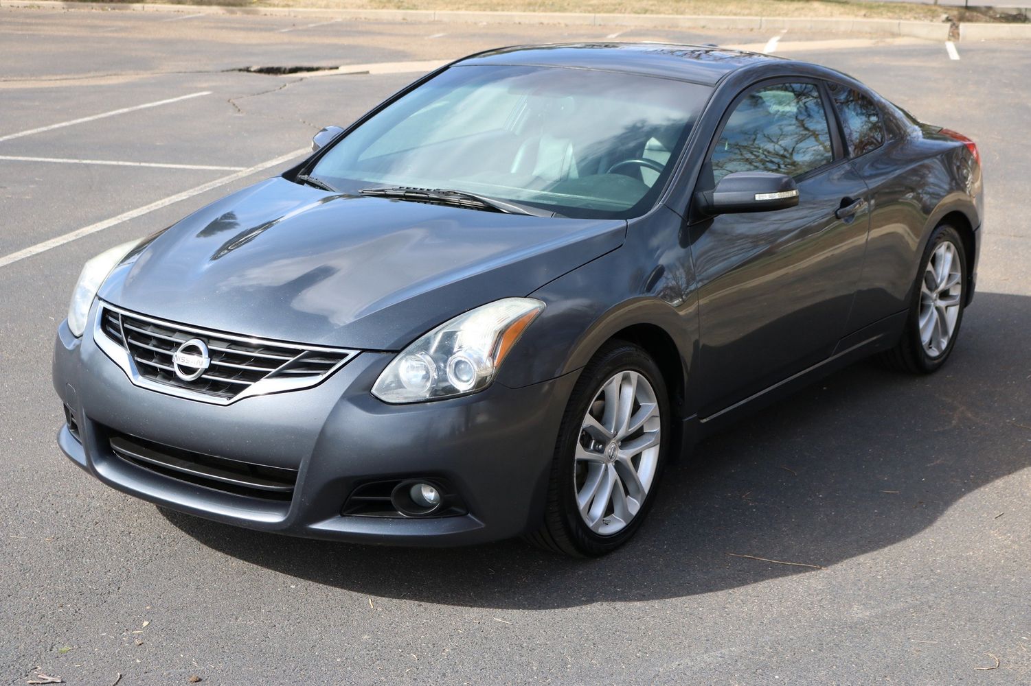 2011 Nissan Altima 3.5 SR | Victory Motors of Colorado