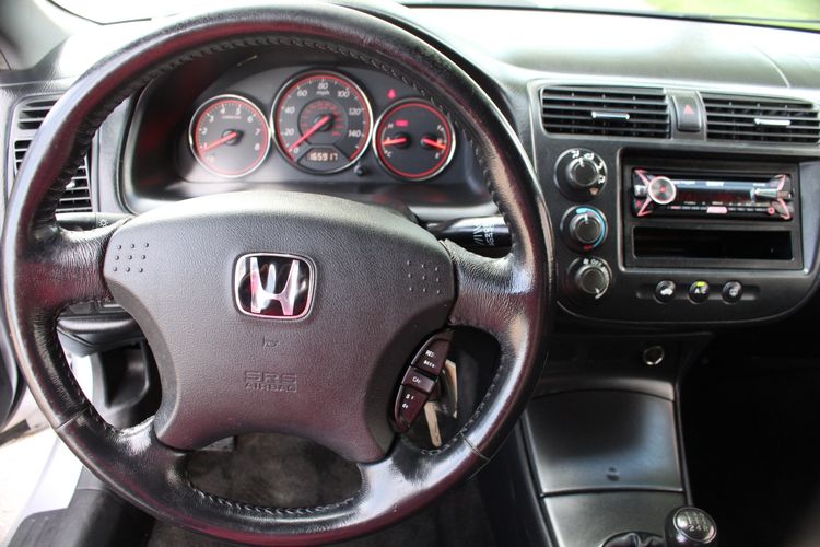 2005 Honda Civic LX | Victory Motors of Colorado