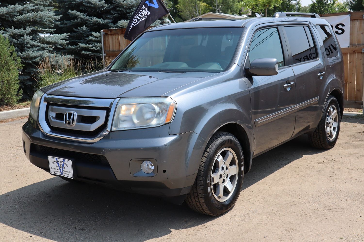 2010 Honda Pilot Touring w/Navi | Victory Motors of Colorado