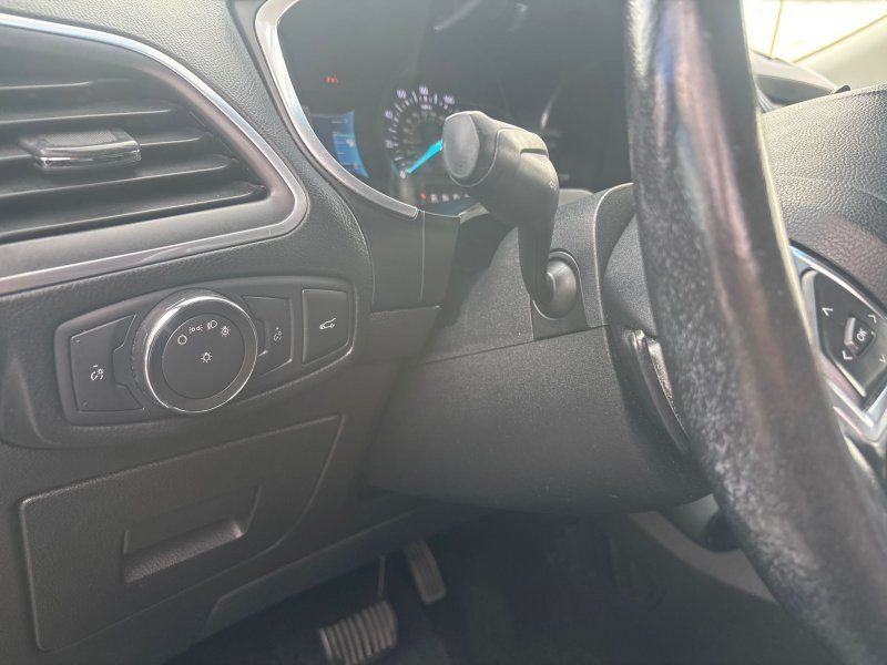 2015 Ford Edge Titanium photo 10