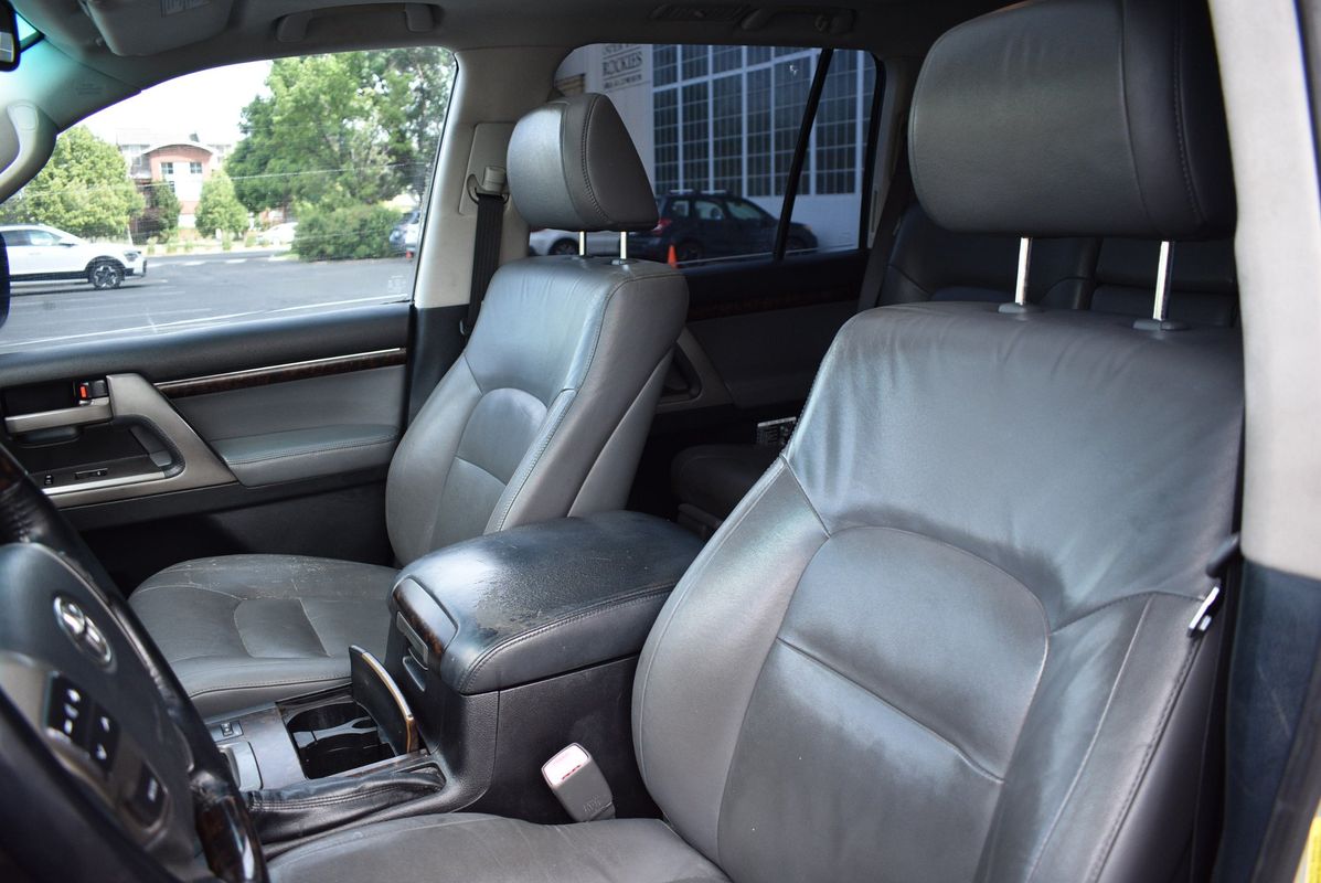 2009 Toyota Land Cruiser Base