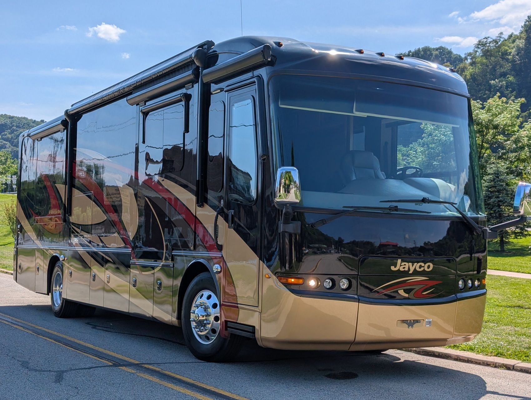 2019 Jayco Embark 204