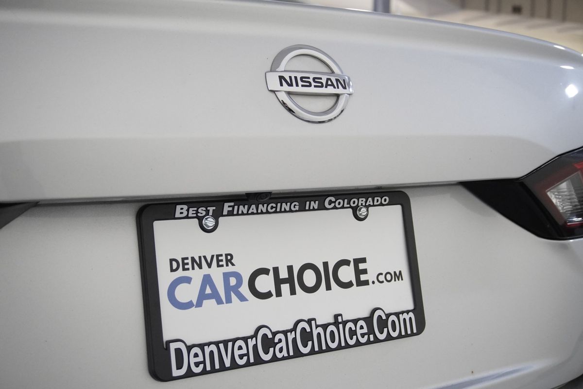 2020 Nissan Altima SR FWD