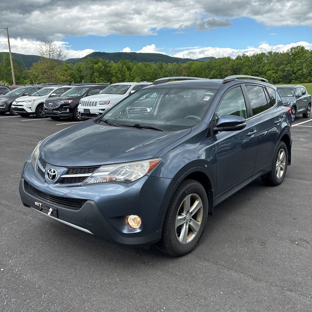 2014 Toyota RAV4 XLE AWD's photo