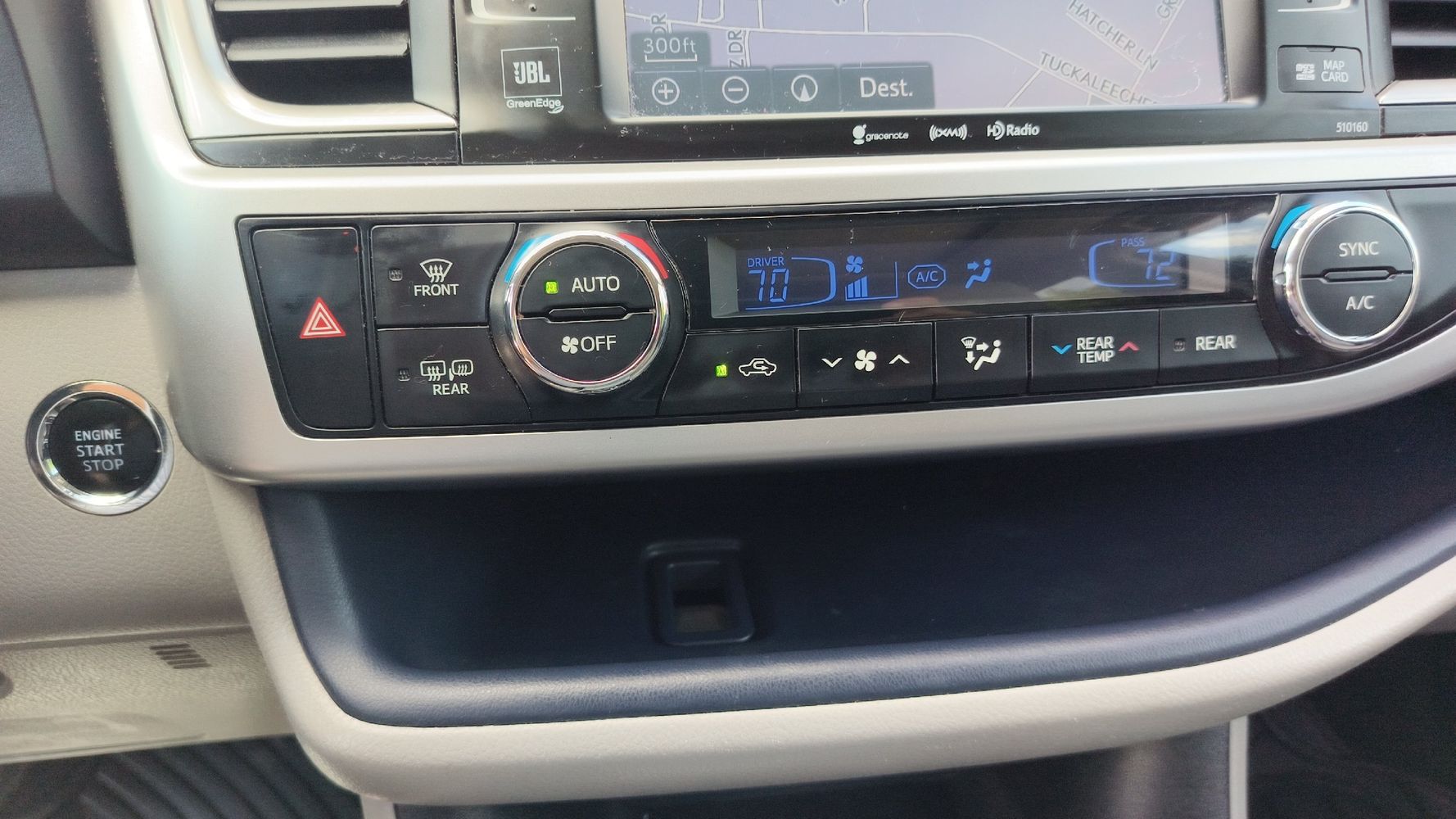 2016 Toyota Highlander Base Hybrid photo 19