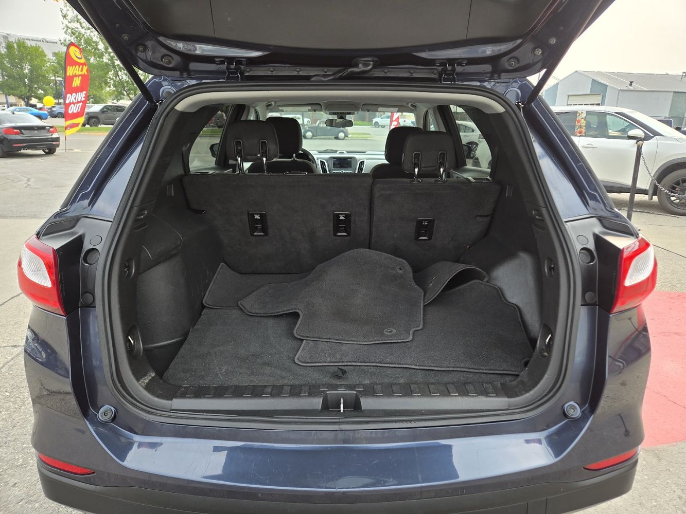 2019 Chevrolet Equinox LS photo 13