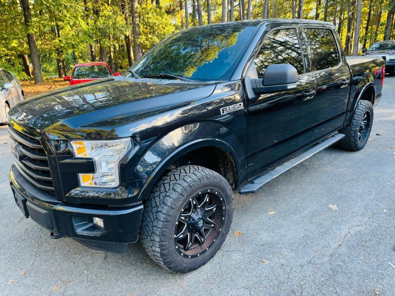 2016 Ford F-150 XLT photo 2