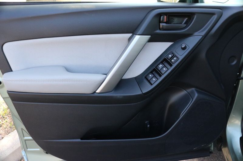 2016 Subaru Forester 2.5i | Victory Motors of Colorado