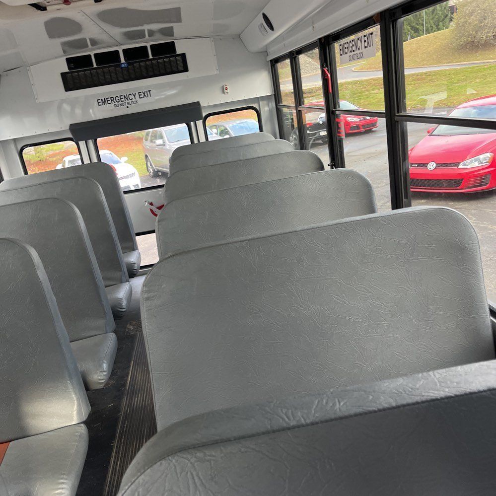 2016 Ford E-Series 46