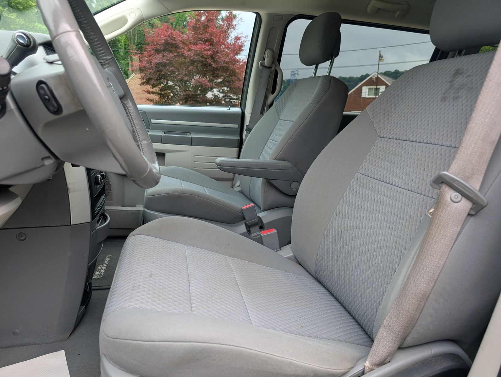 2010 Dodge Grand Caravan 42