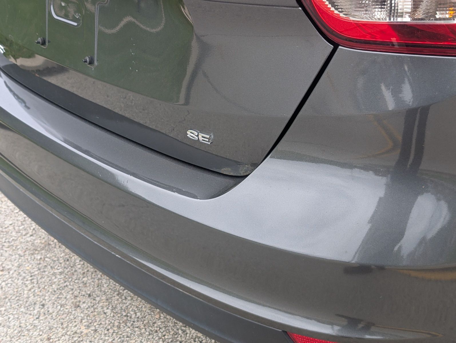 2017 Ford Focus 47