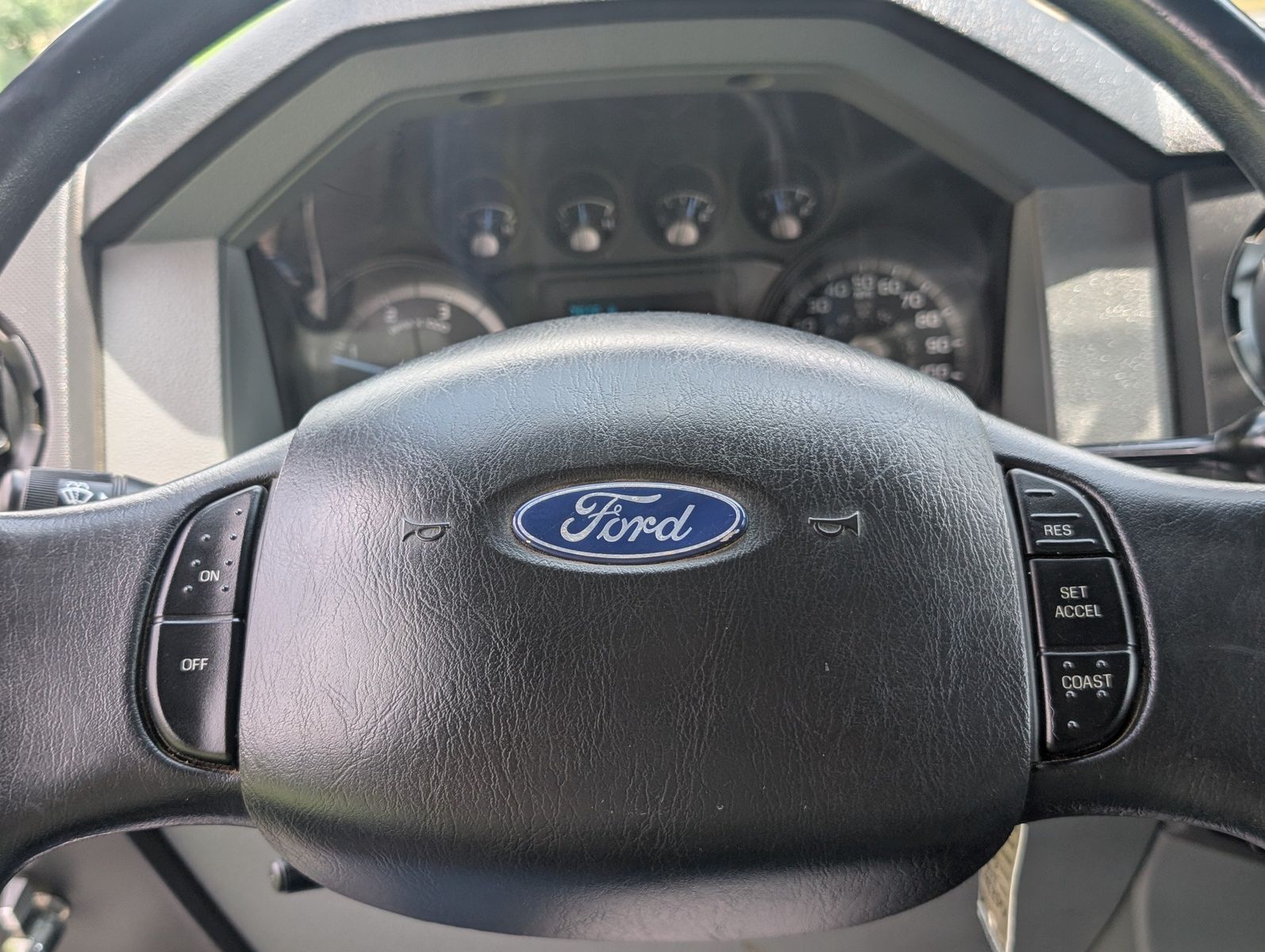 2015 Ford F-750 130