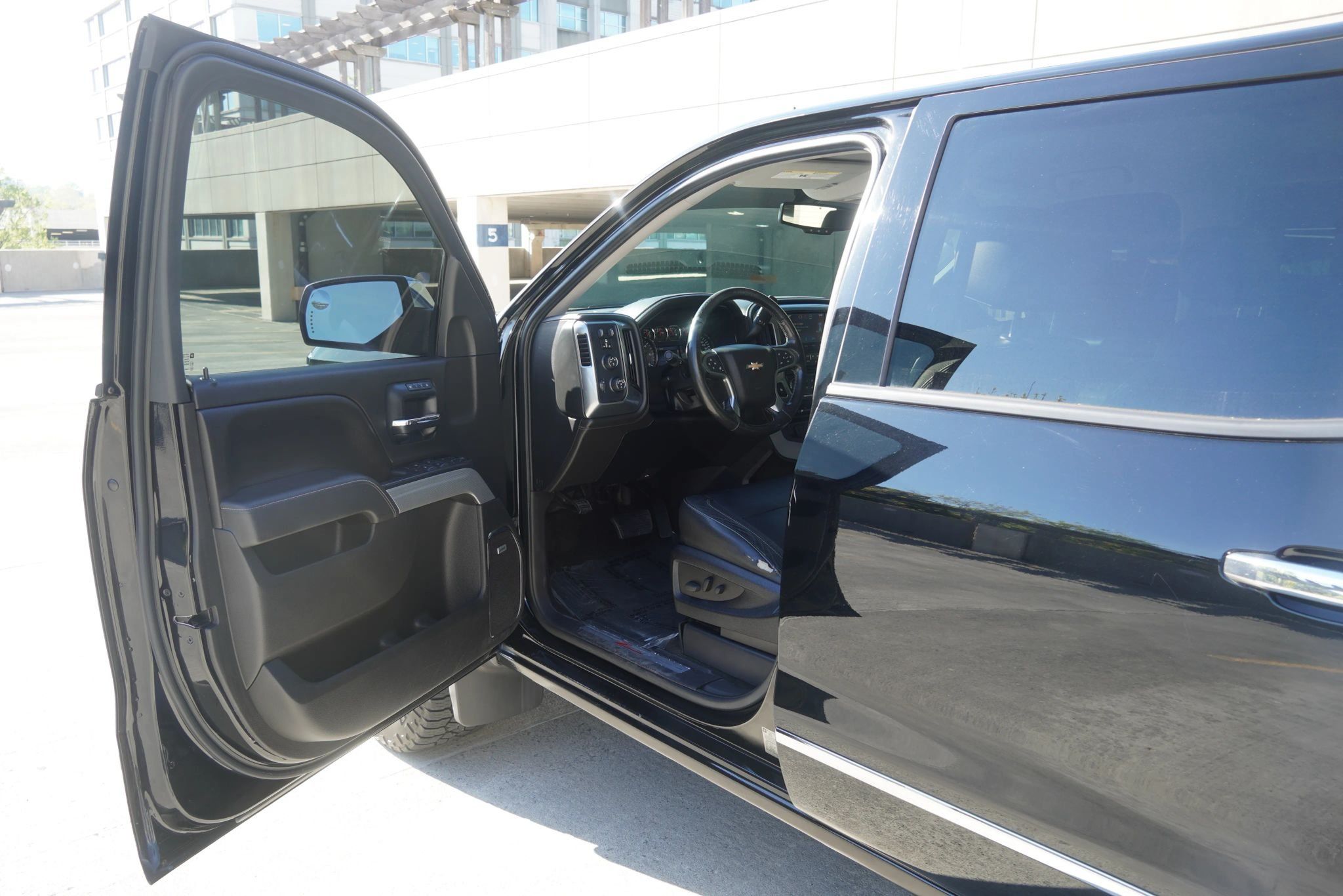 2014 Chevrolet Silverado 1500 LTZ - Photo 41