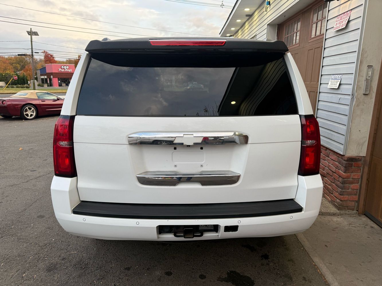 2015 Chevrolet Tahoe LT photo 4