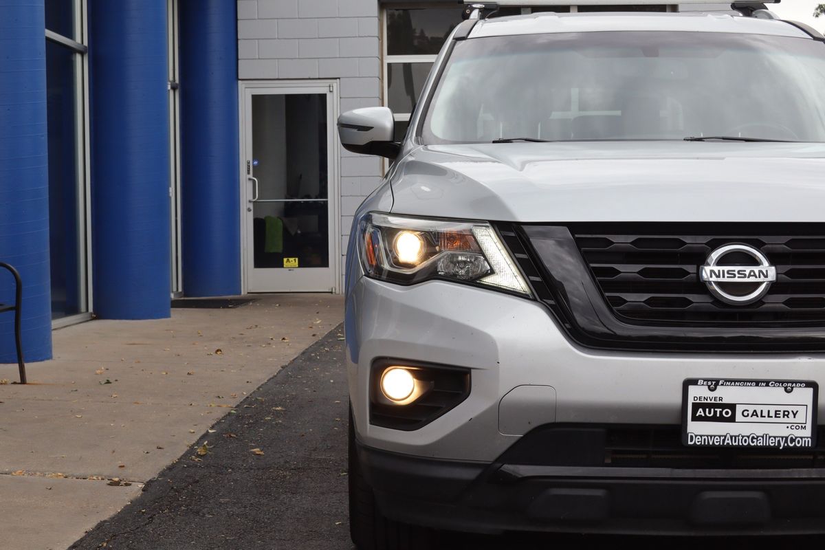 2019 Nissan Pathfinder SV