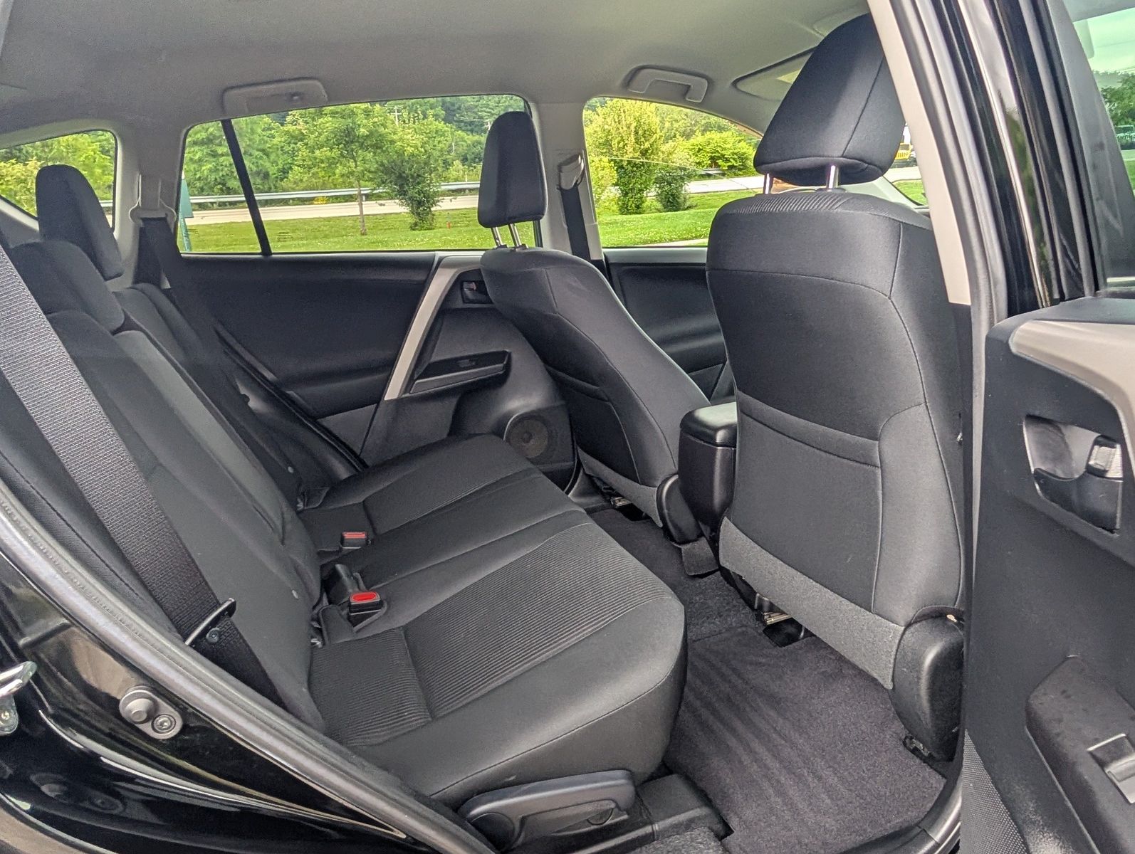2017 Toyota RAV4 68