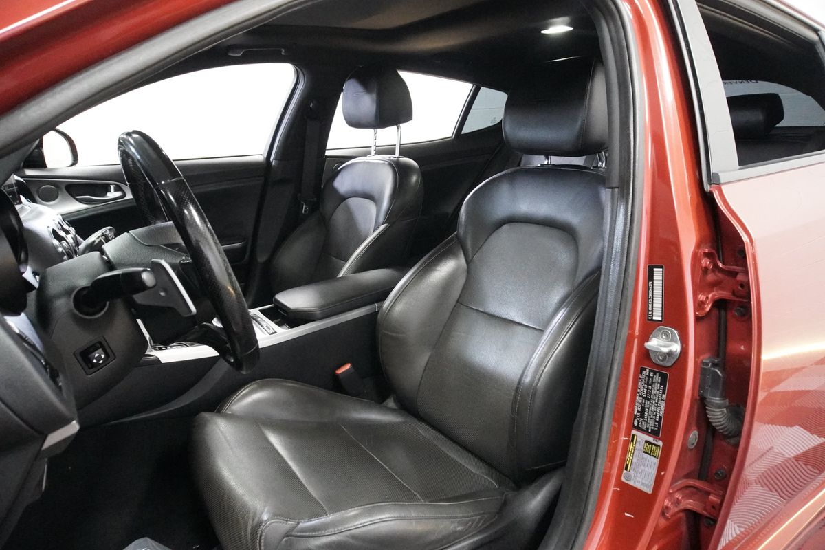 2019 Kia Stinger GT1