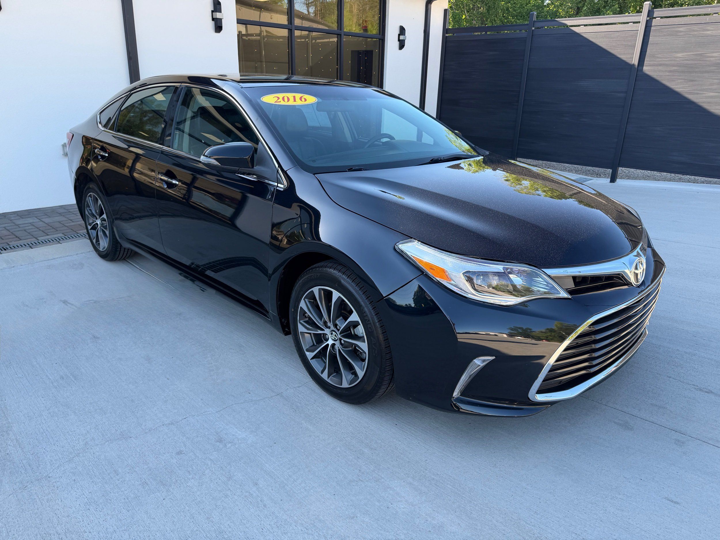 2016 Toyota Avalon's photo