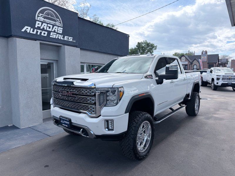 2020 GMC Sierra 4WD Crew Cab Standard Box Denali's photo
