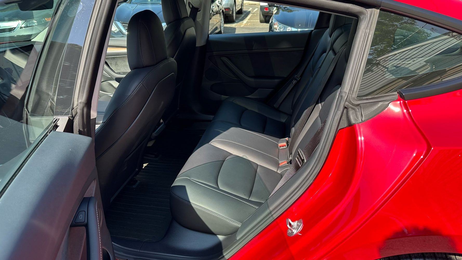 2022 Tesla Model 3 Rear-Wheel Drive photo 11