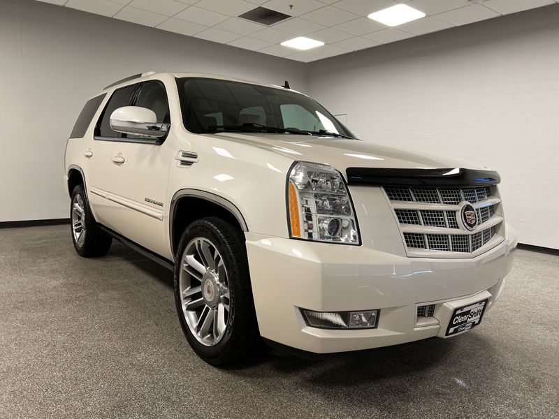 2014 Cadillac Escalade Premium | ClearShift