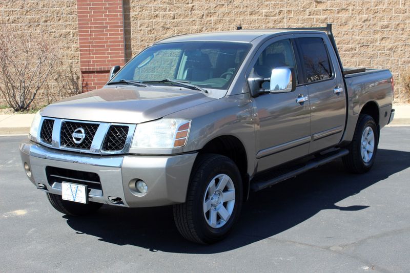 ニア 2006 Nissan Titan LE FFV | Victory Motors of Colorado
