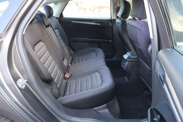 2016 Ford Fusion SE | Victory Motors of Colorado