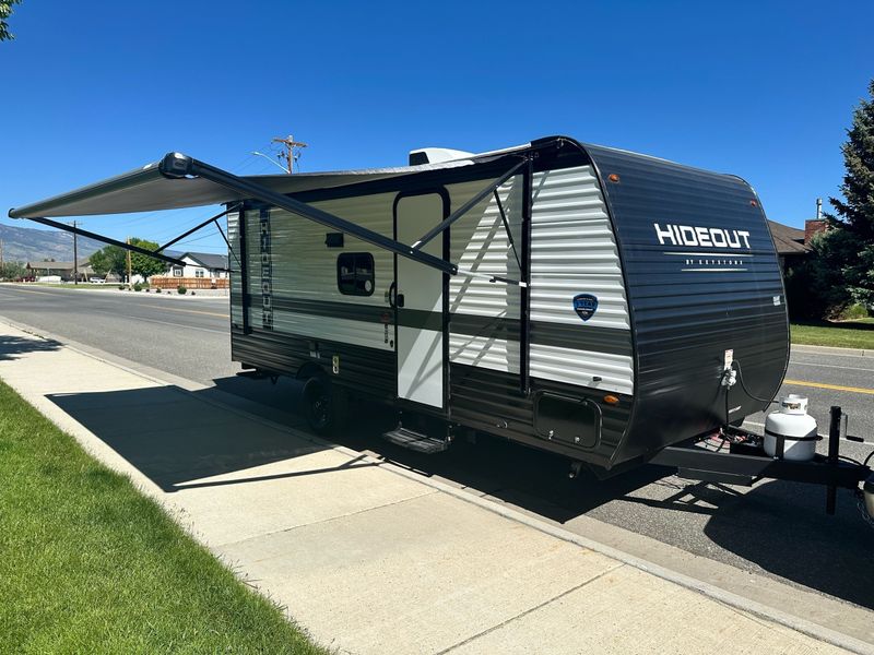 2025 Keystone Hideout 186ss