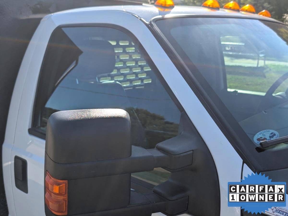 2016 Ford F-550 Super Duty 23