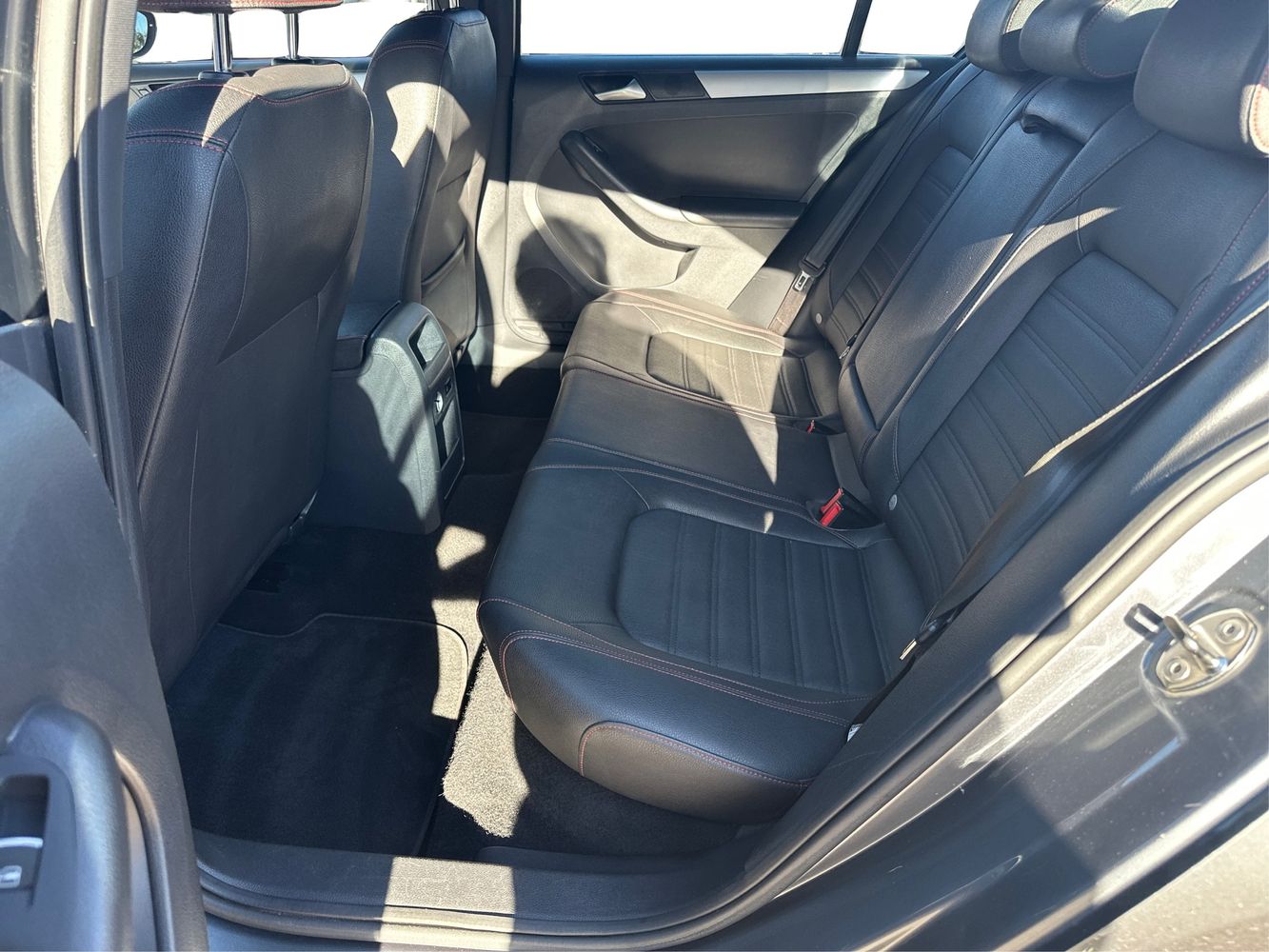 2012 Volkswagen Jetta GLI Autobahn photo 10