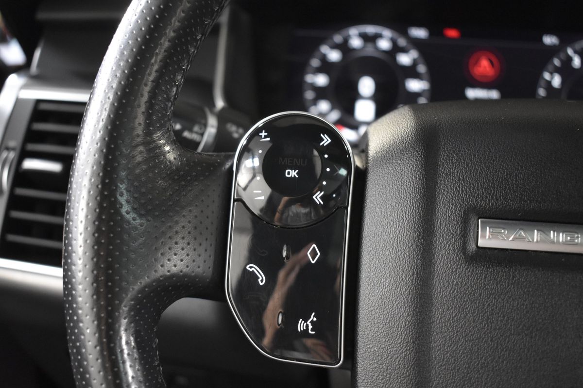 2018 Land Rover Range Rover Sport SE