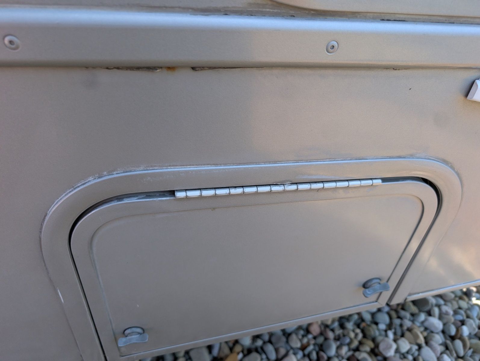 2004 Ford E-Series Chassis 49