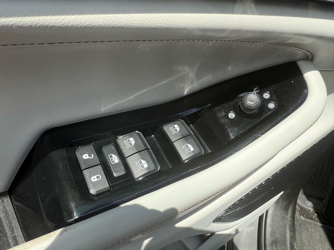 2022 Jeep Grand Cherokee L Overland - Photo 11