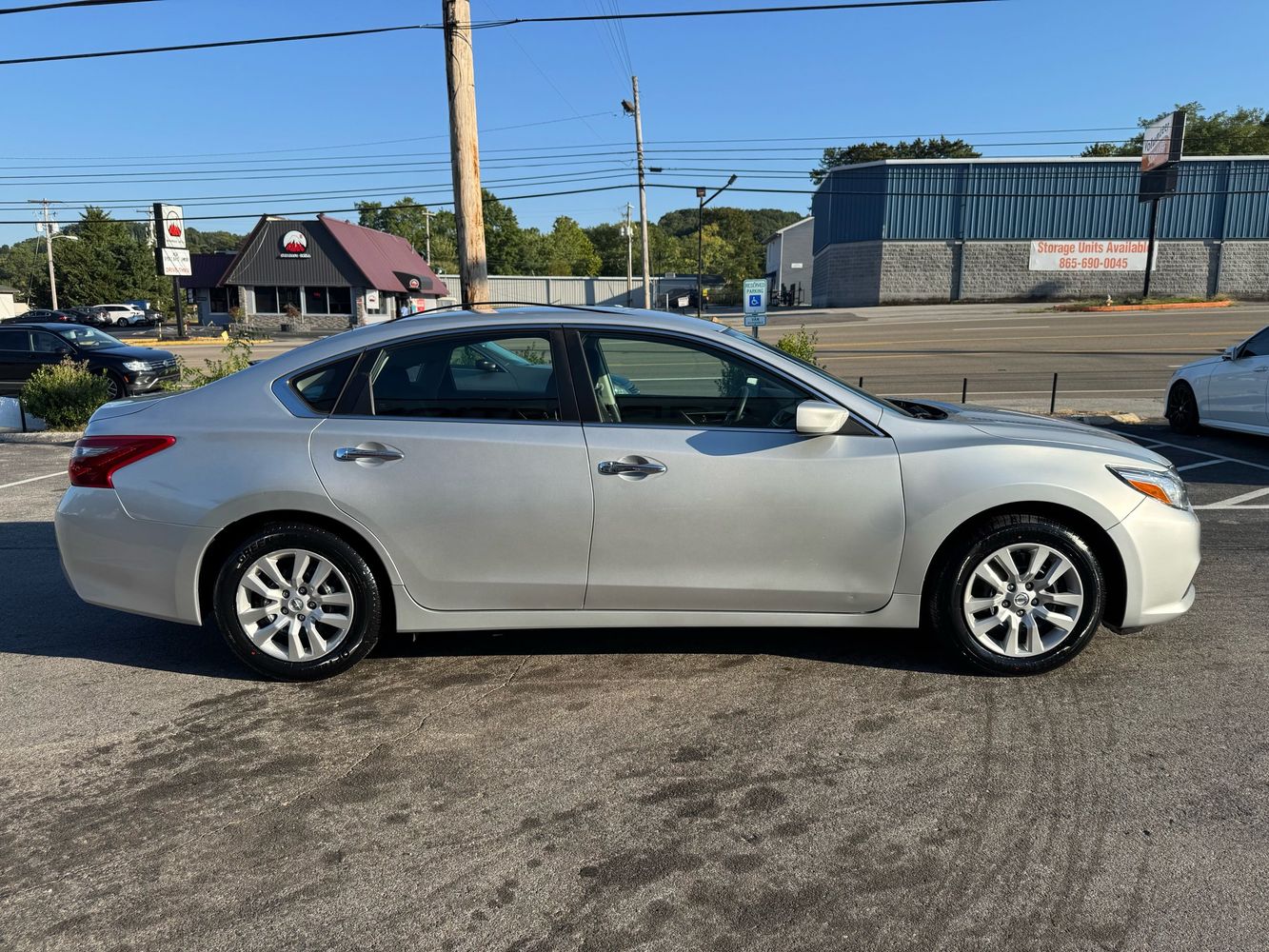 2018 Nissan Altima 2.5 S photo 9