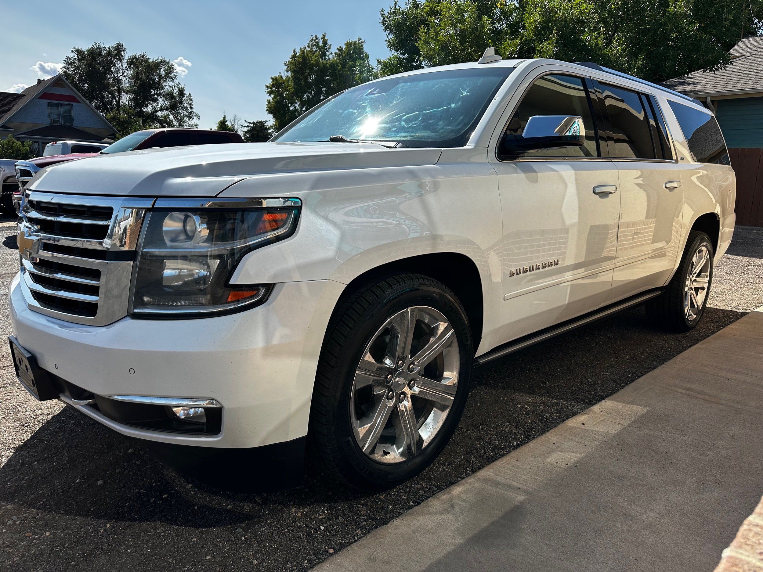 2016 Chevrolet Suburban LTZ photo 5
