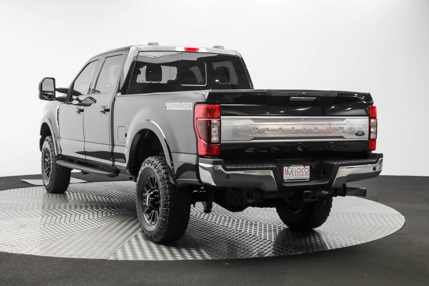 2021 Ford F-250 Lariat photo 2