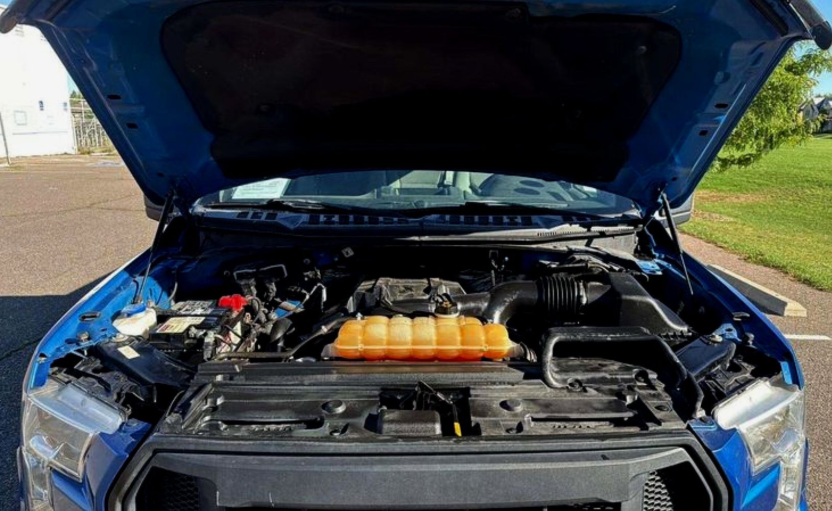 2015 Ford F-150 XL photo 16