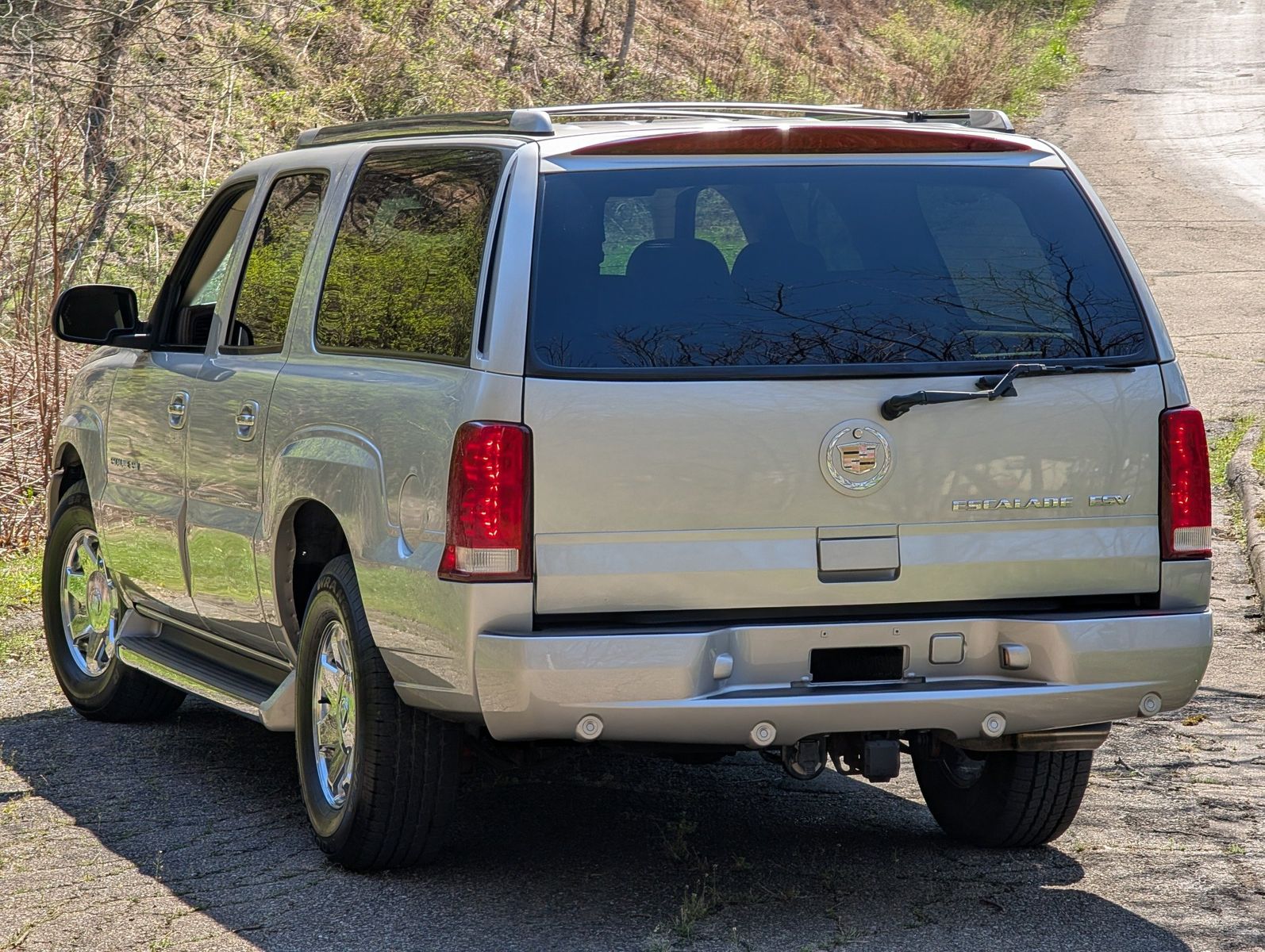 2004 Cadillac Escalade ESV 238