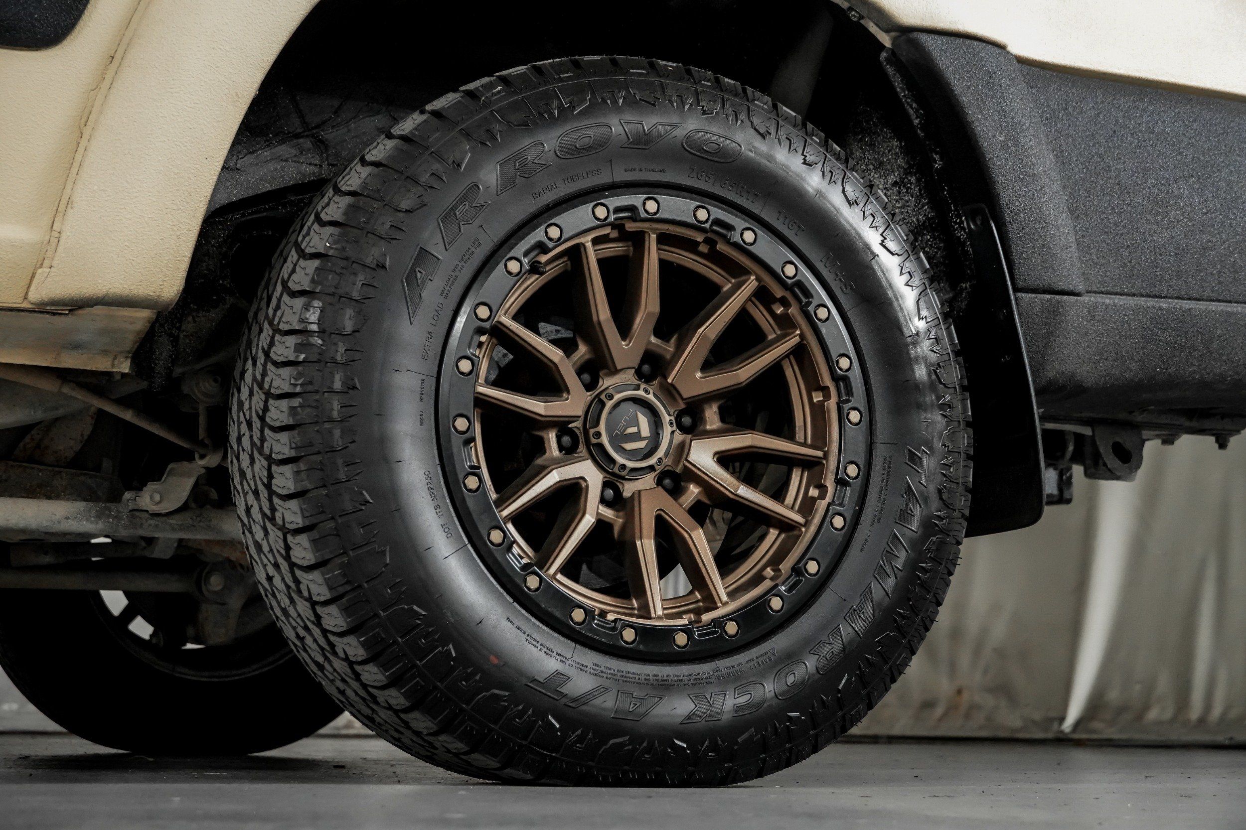 2004 Toyota Sequoia SR5 - Photo 52