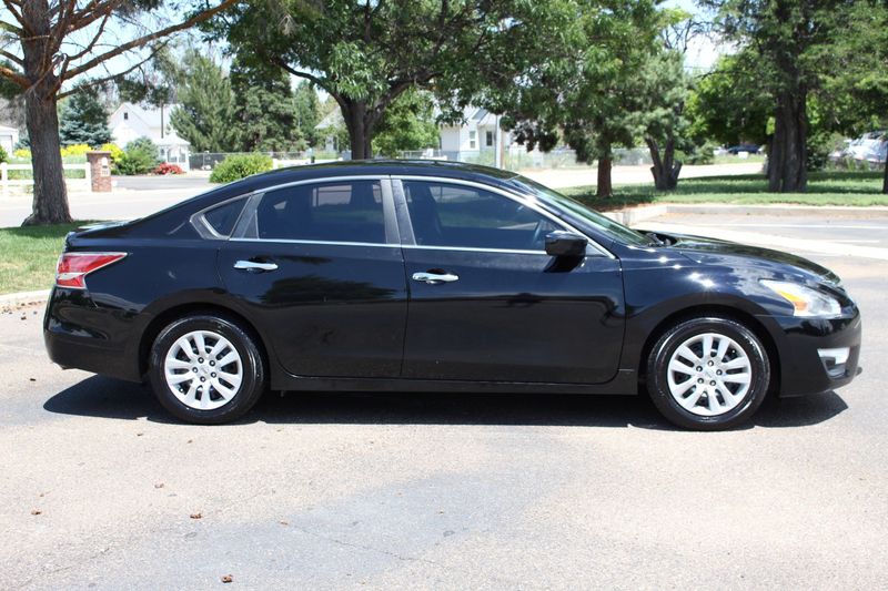 2014 Nissan Altima 2.5 S | Victory Motors of Colorado