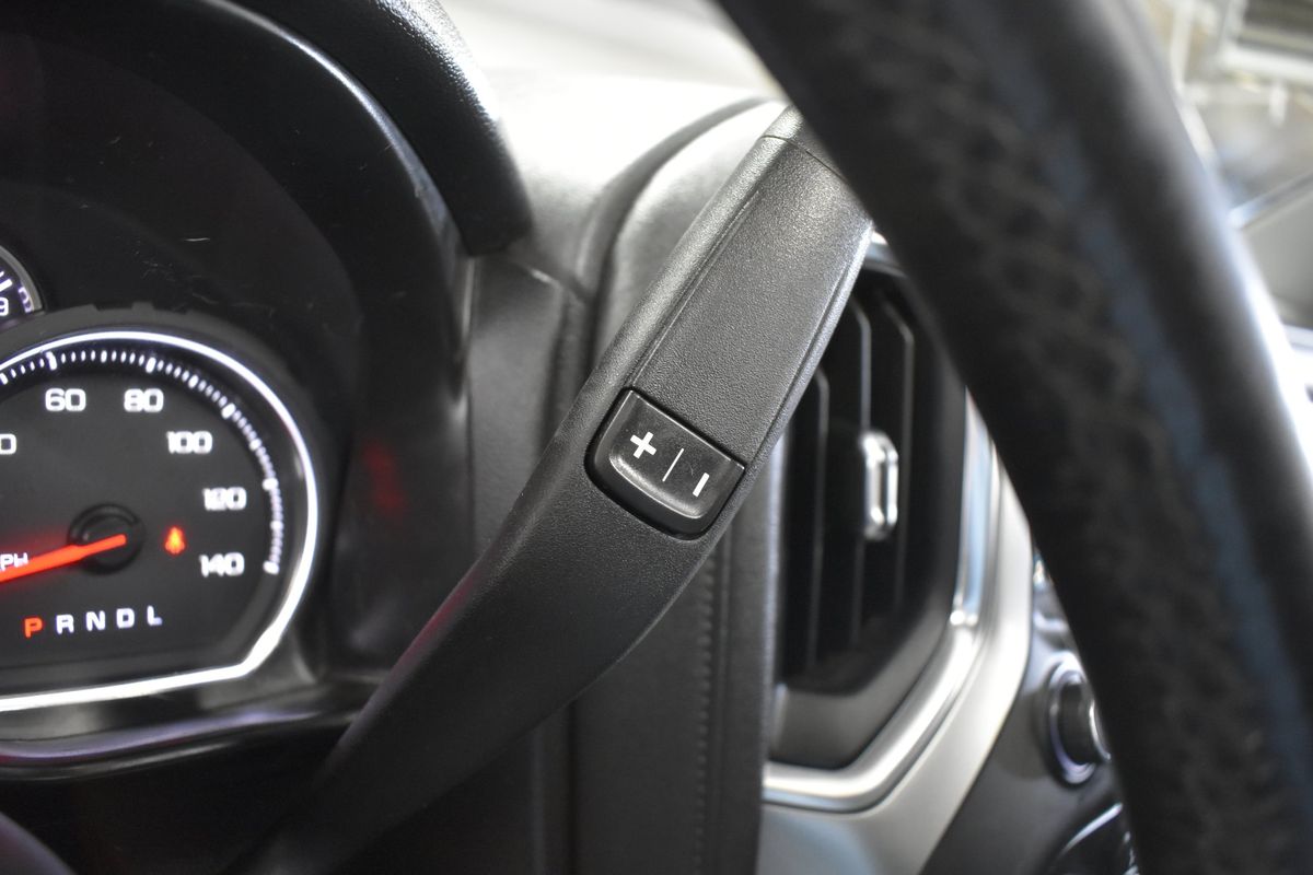 2020 Chevrolet Silverado 1500 4WD Crew Cab Short Bed LT