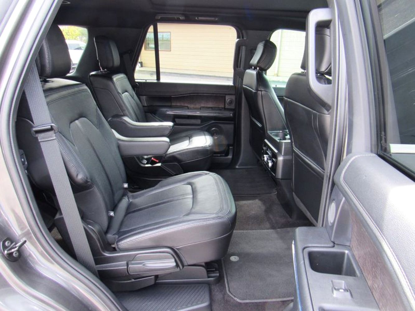 2019 Ford Expedition Limited photo 15