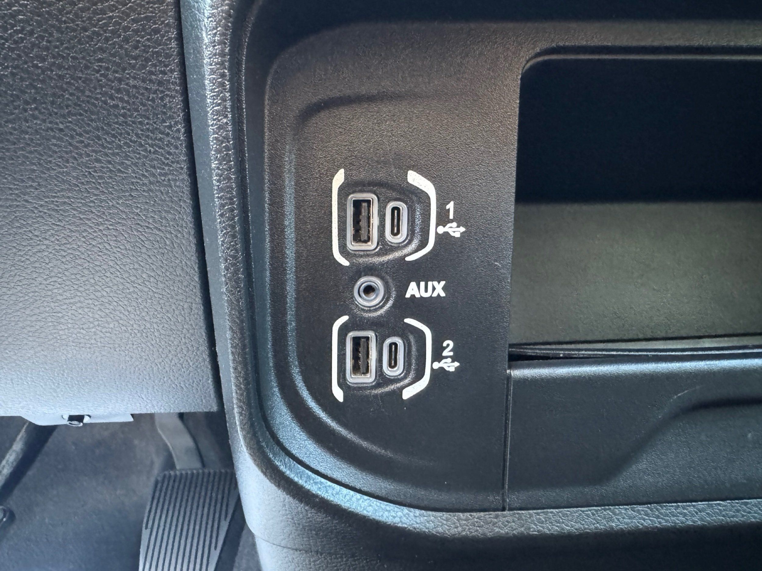 2020 Ram 3500 Tradesman photo 32