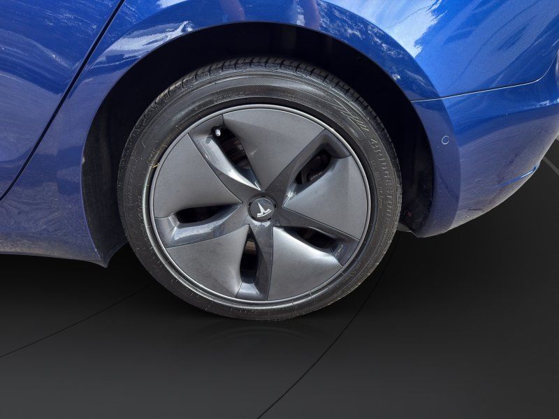 2019 Tesla Model 3 Long Range photo 20