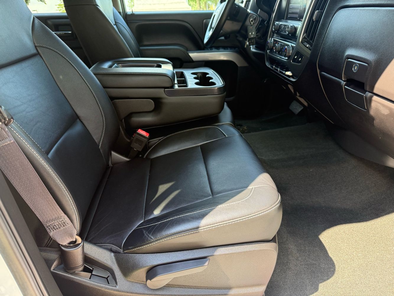 2016 Chevrolet Silverado 1500 LT Z71 photo 30