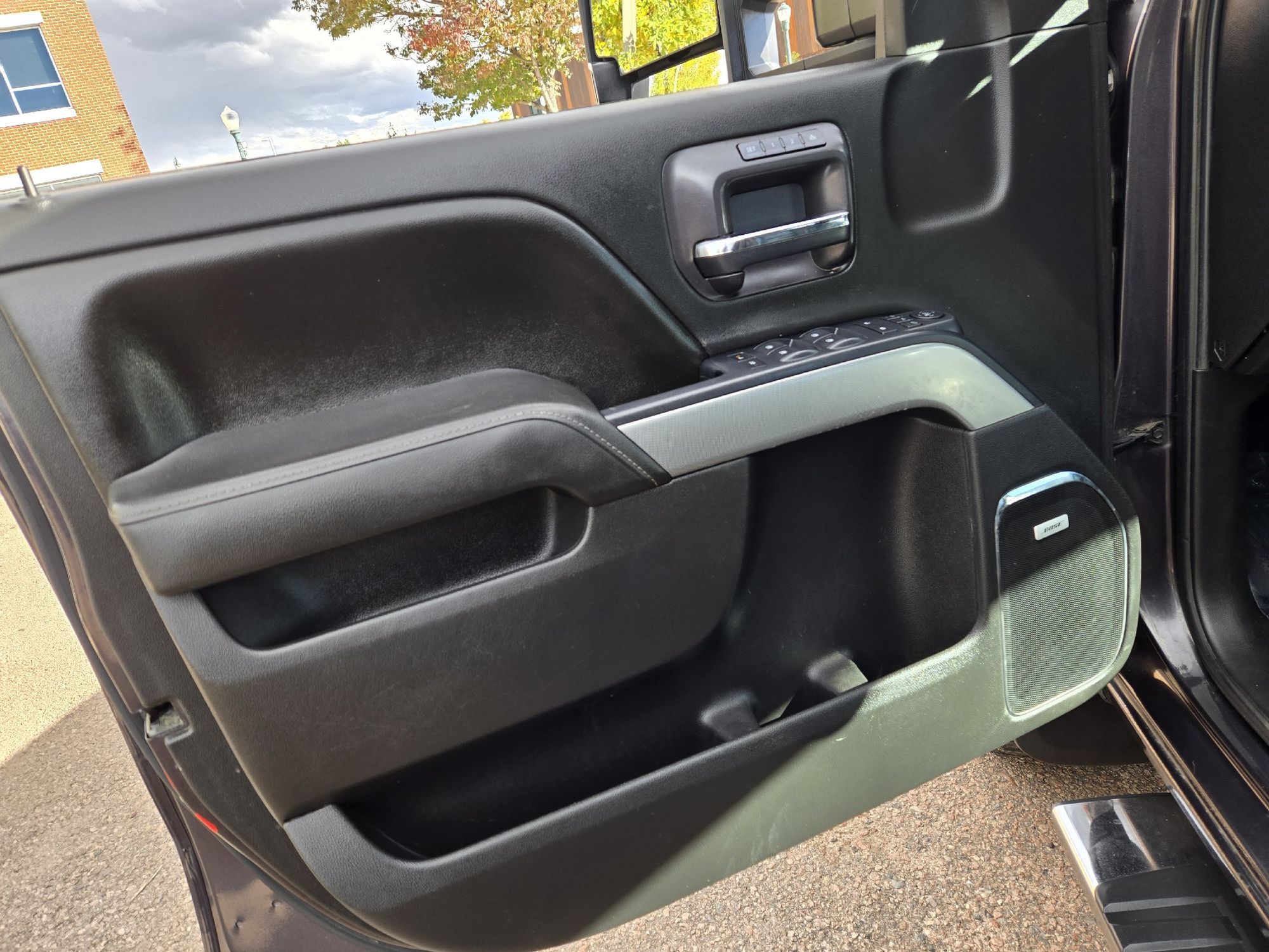 2015 Chevrolet Silverado 2500HD LTZ photo 14