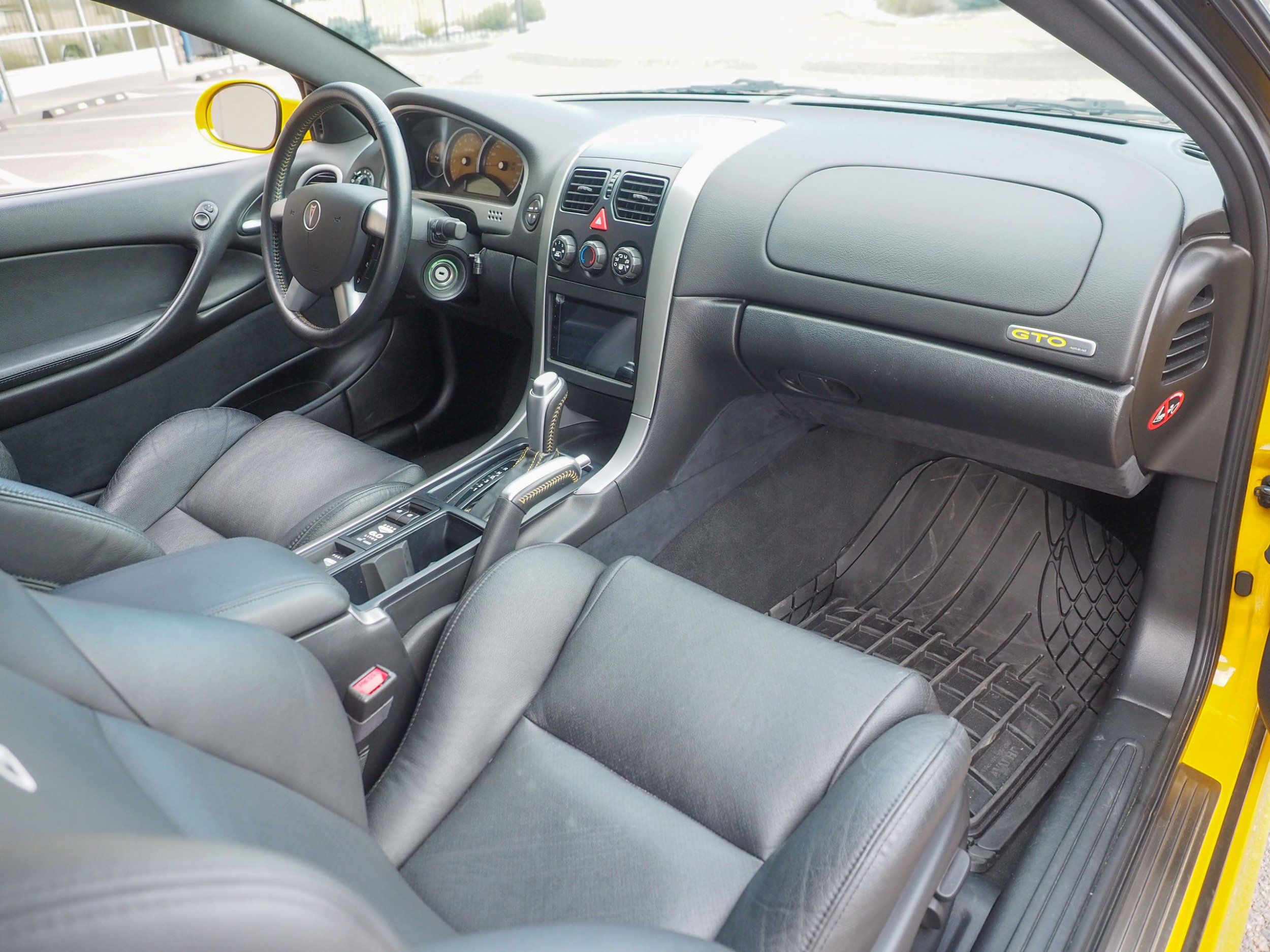 2005 Pontiac GTO Yellow 